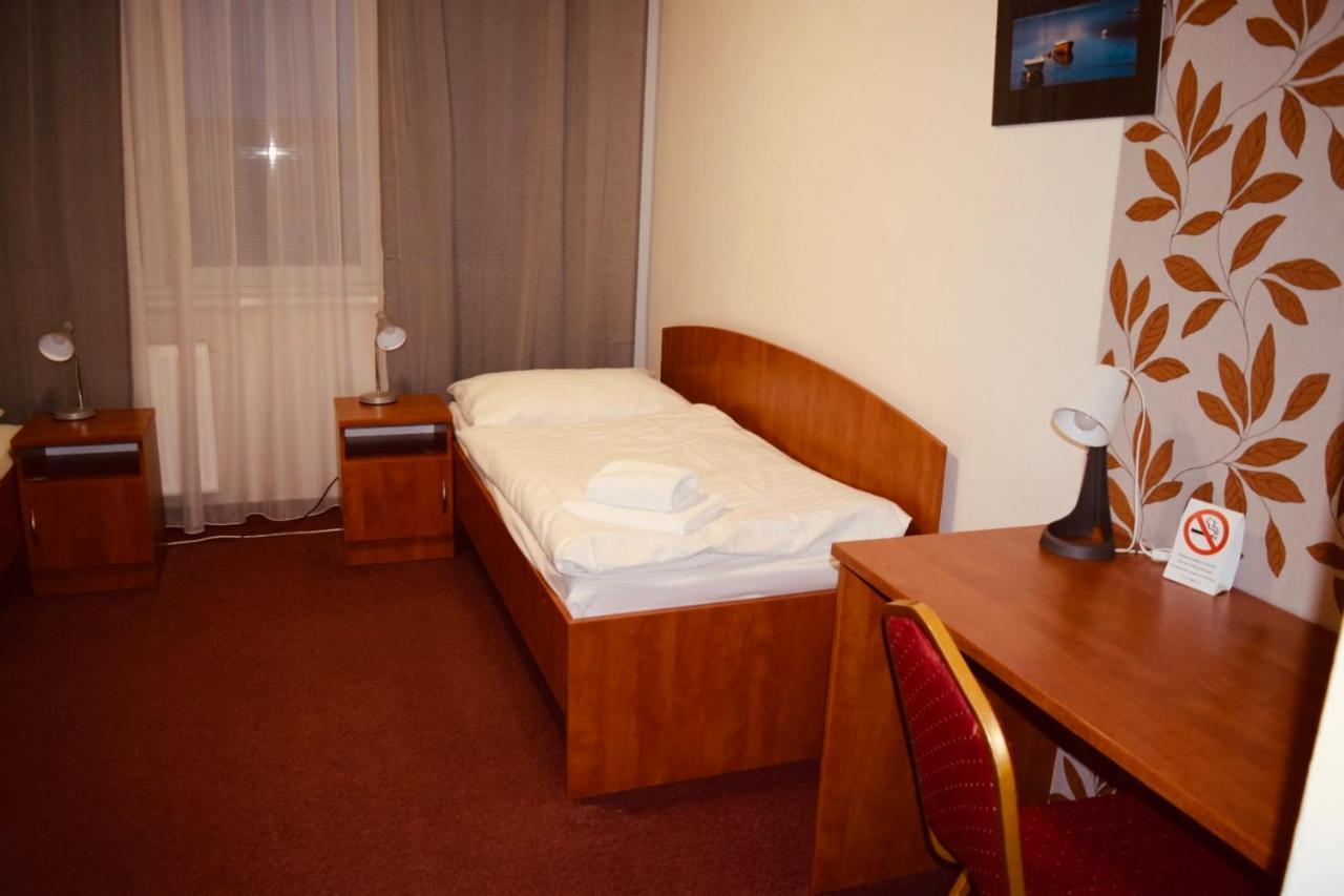 Lc - Hotel Ostrava Eksteriør billede