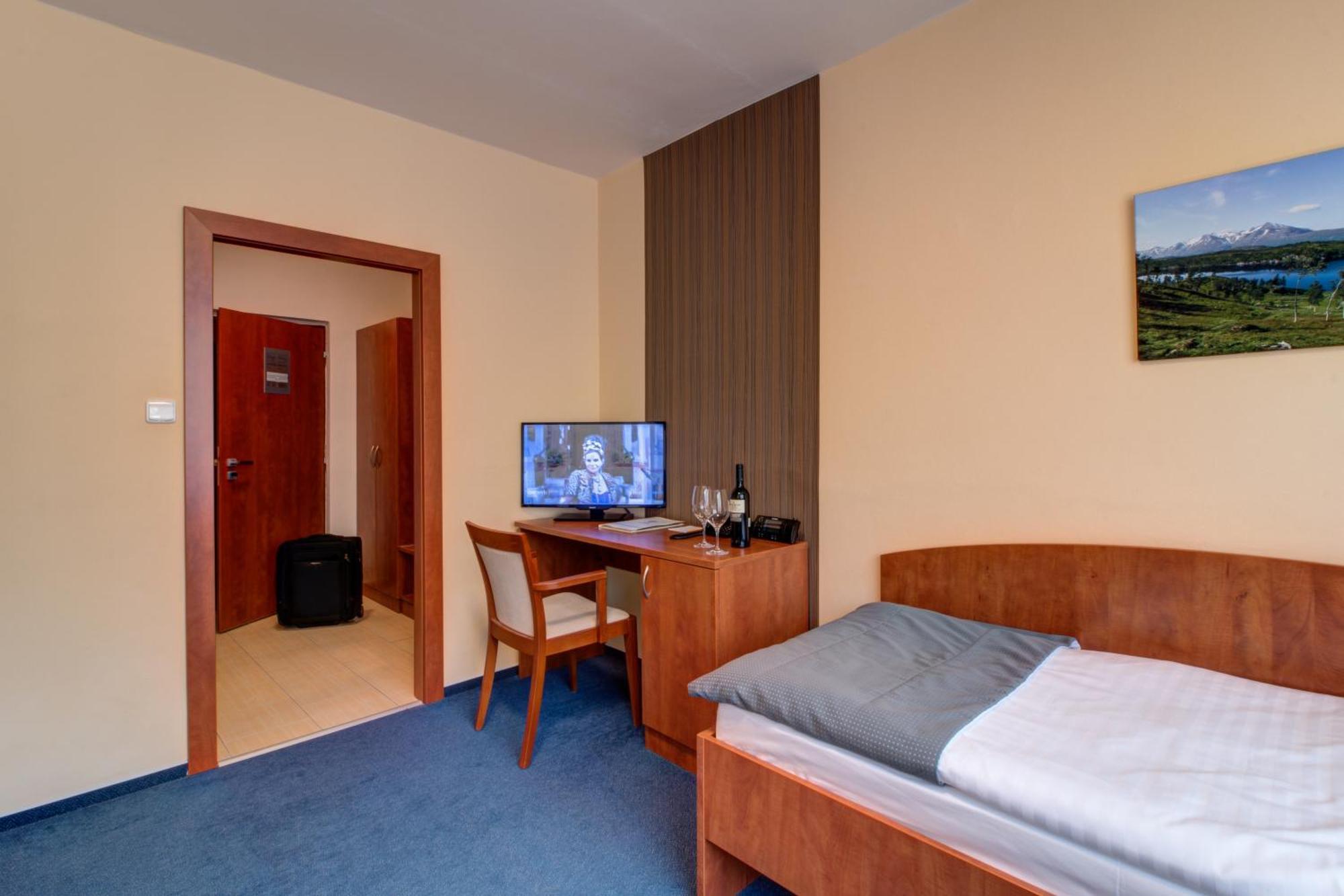 Lc - Hotel Ostrava Eksteriør billede